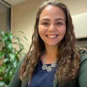 Meet your Posher, Jasmine